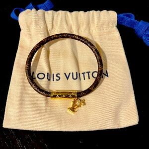 LV Push Bracelet
